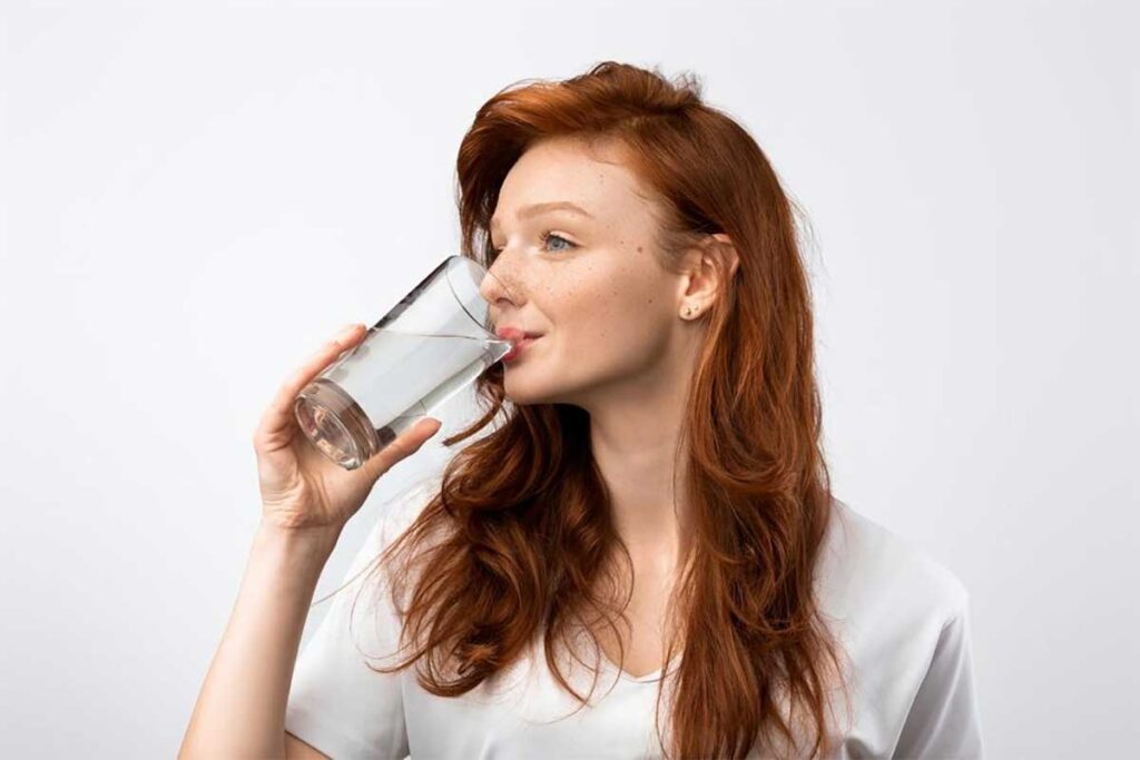 Nighttime Skin Strategies for Waking Up Less Dry and Flaky: Stay Hydrated